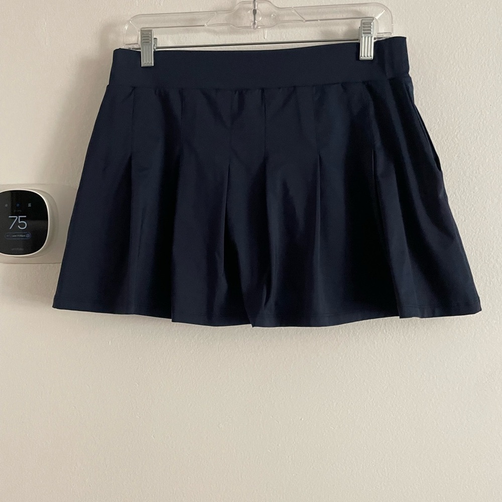 Tory Sport Dark Blue Textured Fabric skort size large
